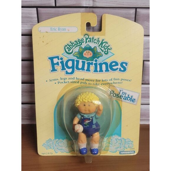 VINTAGE 1991 CABBAGE PATCH KIDS DOLL POSEABLE FIGURINE ERIC IN ORIGINAL PACKAGE - Picture 2 of 6